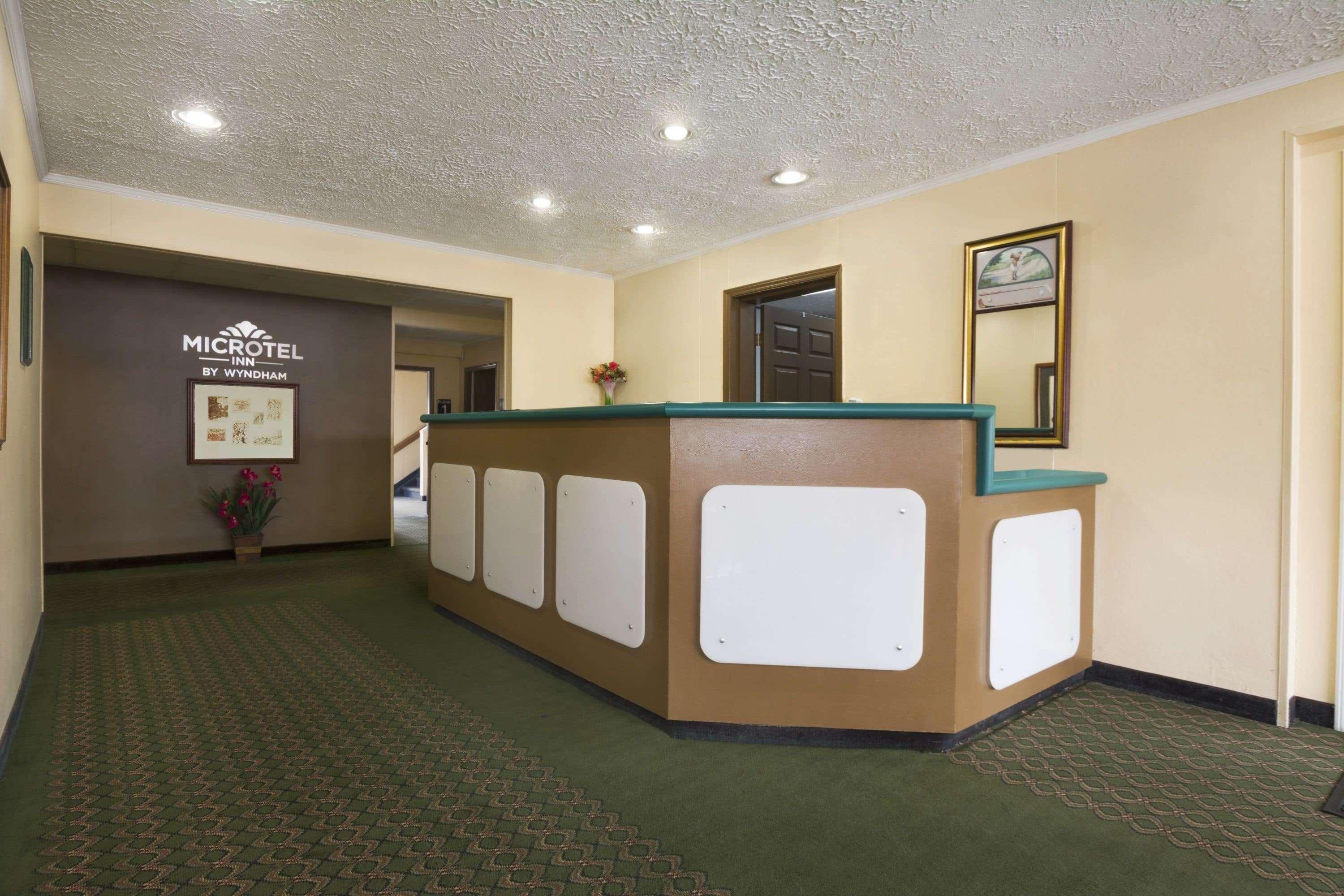 Microtel Inn & Suites By Wyndham Columbia Fort Jackson N Εξωτερικό φωτογραφία