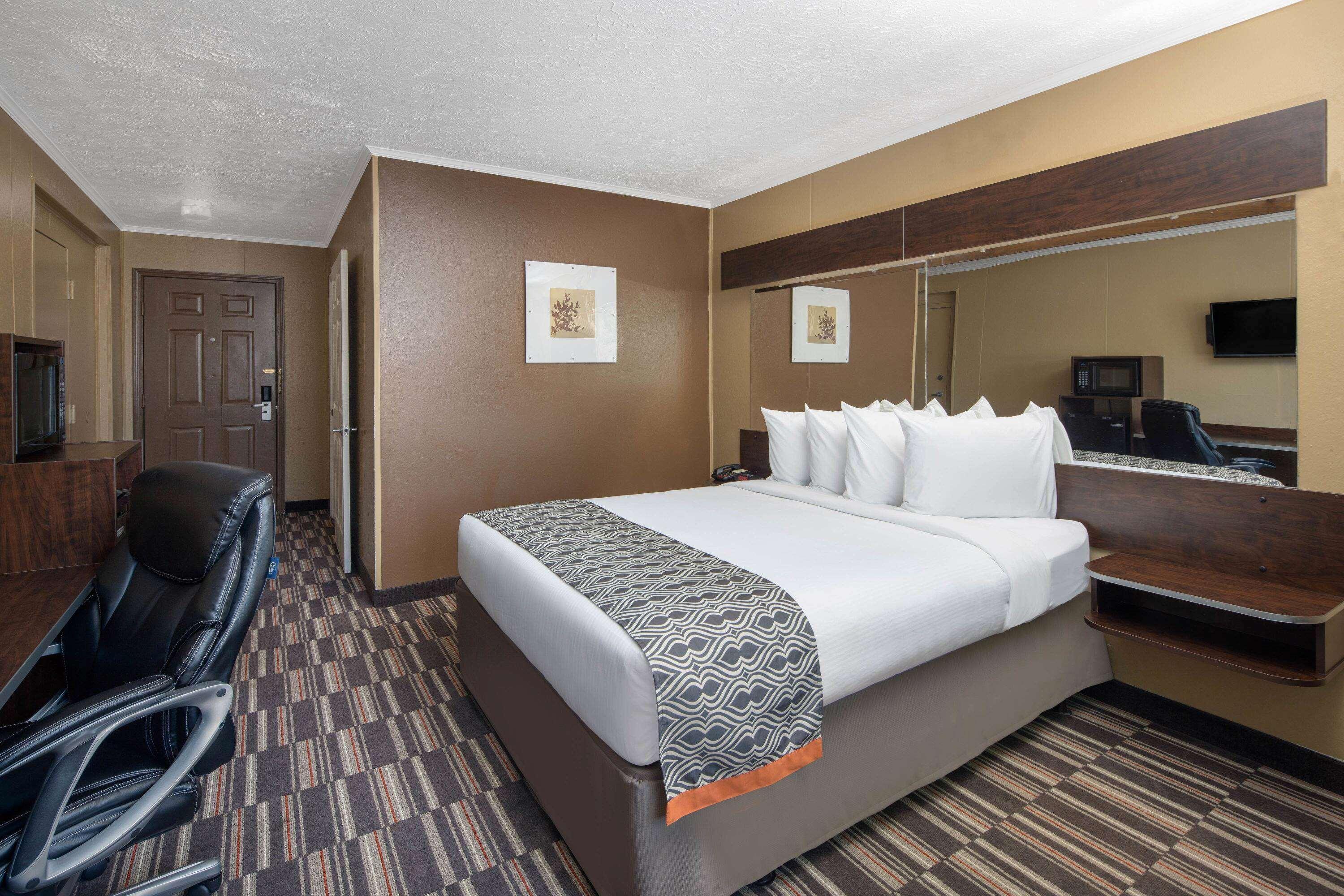 Microtel Inn & Suites By Wyndham Columbia Fort Jackson N Εξωτερικό φωτογραφία